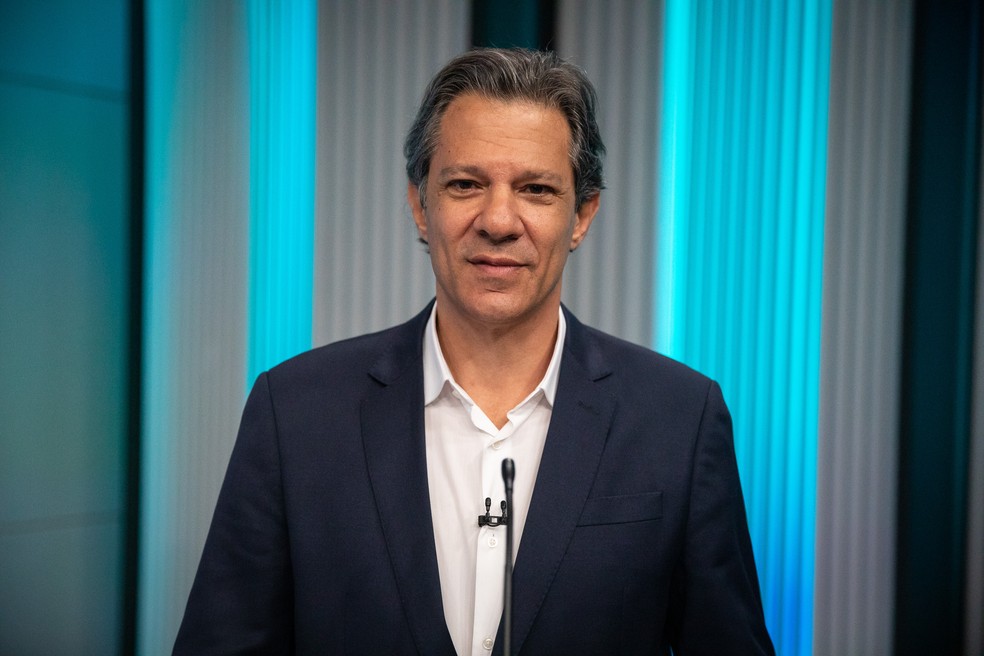 Fernando Haddad (PT), candidato a governador de SP, antes de debate na TV Globo — Foto: Fábio Tito/g1