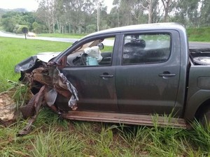 Motorista de caminhonete estava bêbado, diz polícia (Foto: Adolfo Lima/ TV TEM) Motorista de caminhonete estava bêbado, diz polícia (Foto: Adolfo Lima/ TV TEM)