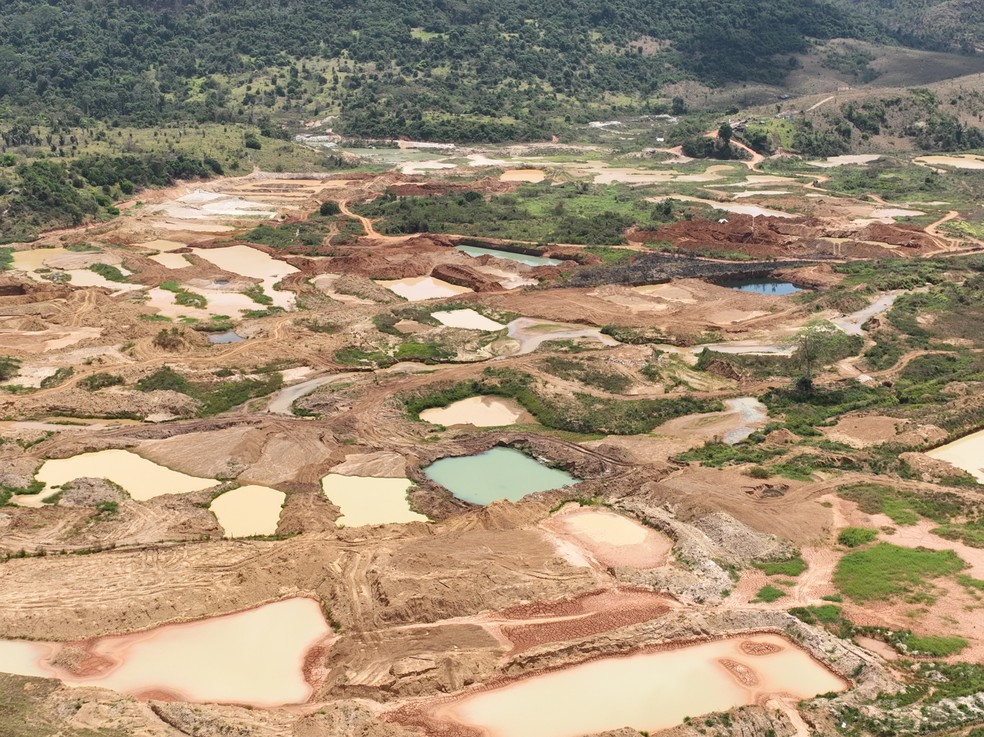 Garimpo ilegal em fazenda no Pará — Foto: Ascom PRF
