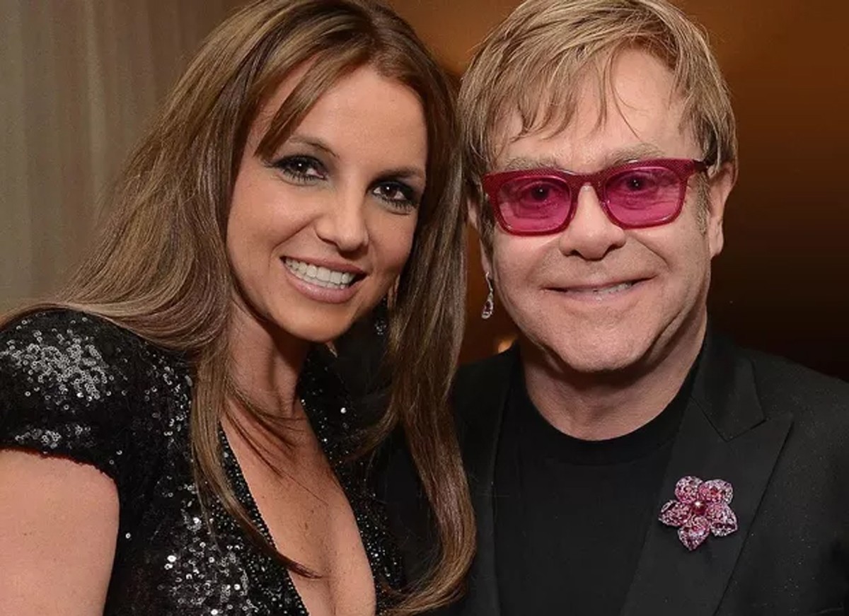 Hold Me Closer, parceria de Elton John e Britney Spearas, foi lançada na madrugada desta sexta-feira (26) (Foto: Reprodução / Instagram)