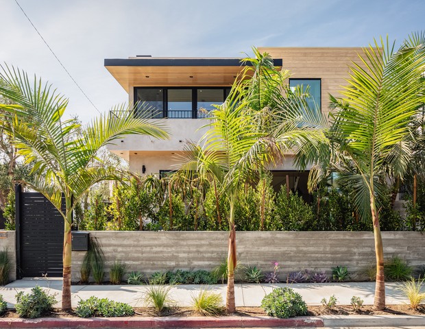 Após reforma, casa triplica de tamanho em Los Angeles (Foto: Alex Zarour/Virtually Here Studios)