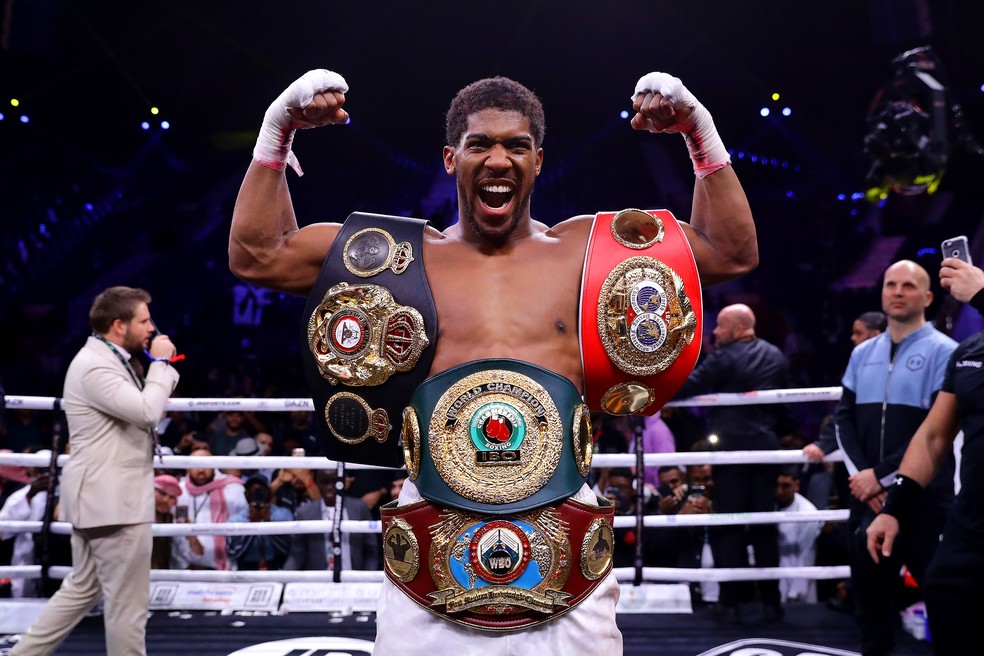 Boxe Joshua Vs Fury Ganha Tres Datas Possiveis Na Arabia Saudita Boxe Ge