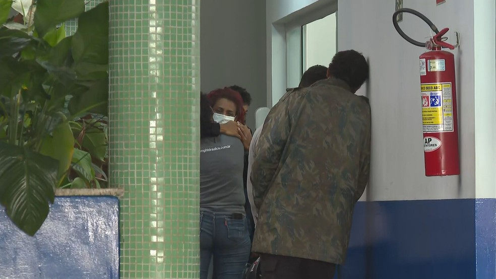 Velório da menina Bárbara Victória na manhã desta quarta-feira (3) — Foto: TV Globo