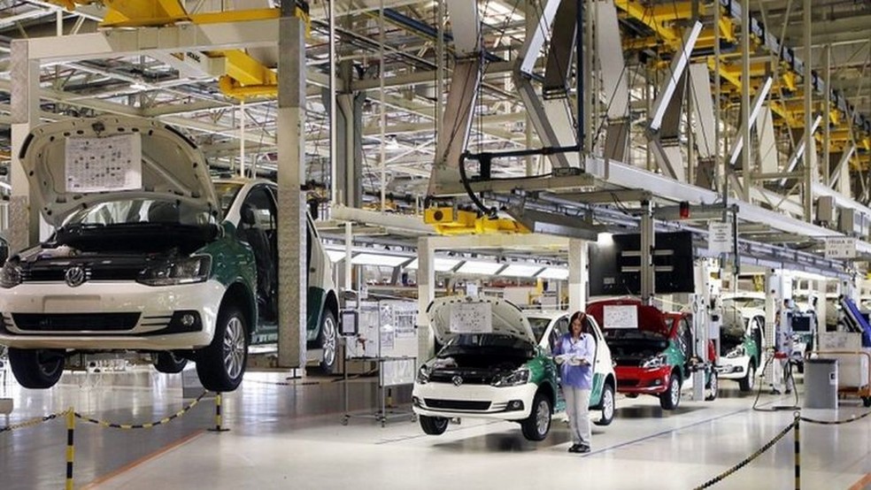 Volkswagen foi a primeira montadora a anunciar a suspensão da produção no país, em 19 de março — Foto: Divulgação/Volkswagen