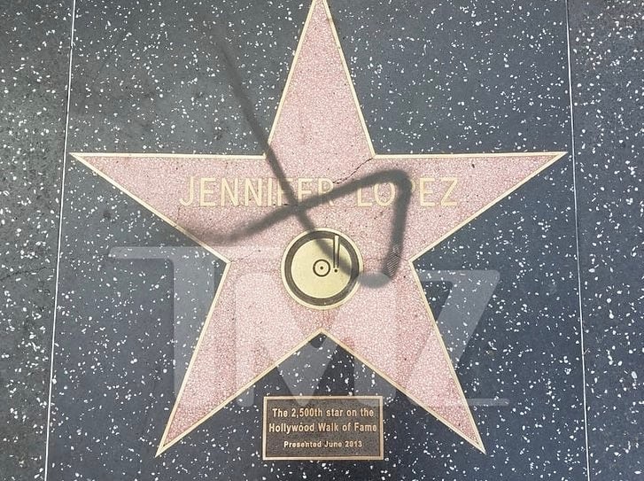 Estrela de JLo na Calçada da Fama, em Hollywood (Foto: Reprodução Instagram)
