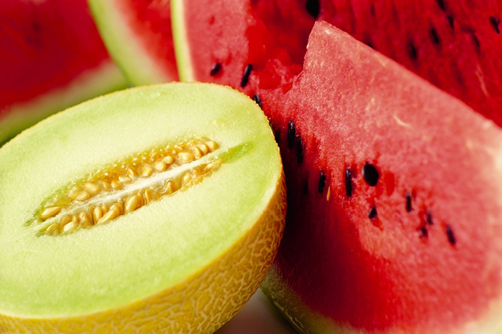 Para o pré-treino, aposte em frutas leves como melão e melancia  — Foto: iStock/Getty Images