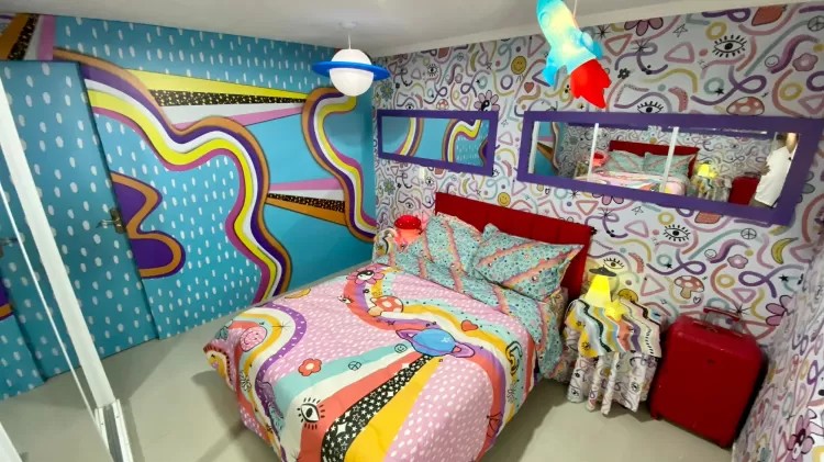 Designer Almir Freixo recria quarto Lollipop, do BBB22, em sua casa (Foto: Arquivo pessoal)