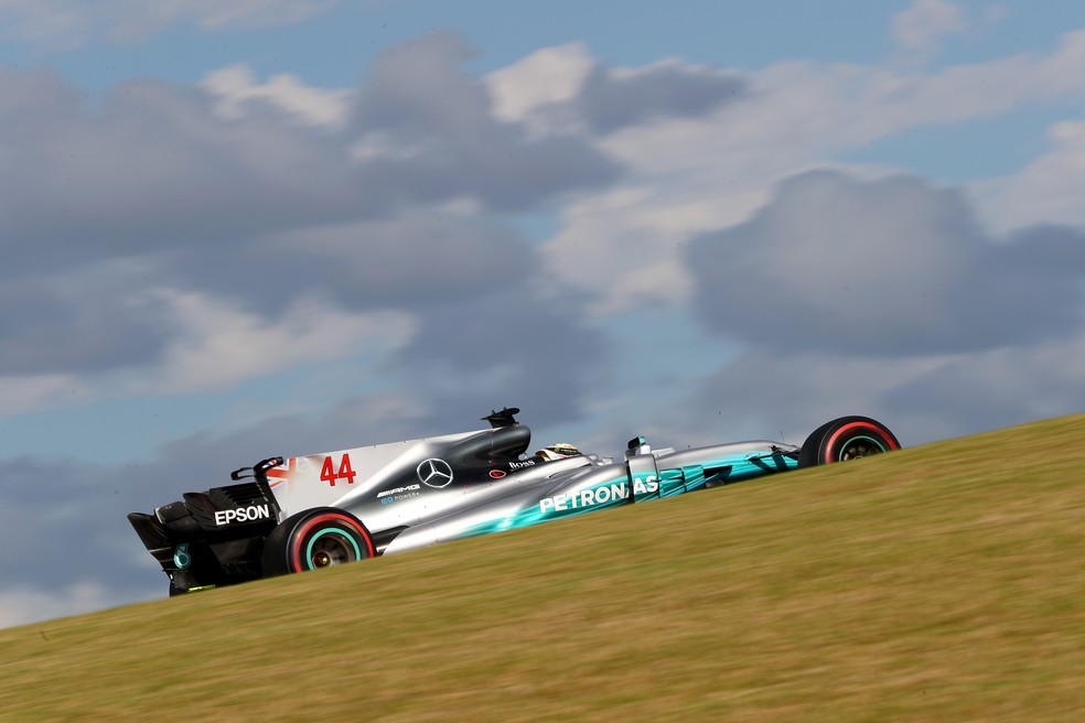 Lewis Hamilton vai largar na pole do GP dos Estados Unidos (Foto: Getty Images)