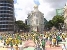 No Recife, ato pelo impeachment reúne manifestantes no Marco Zero