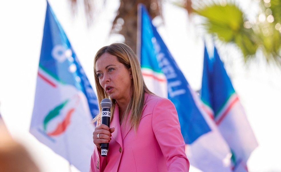 Giorgia Meloni, a face da extrema direita prestes a assumir o governo na Itália