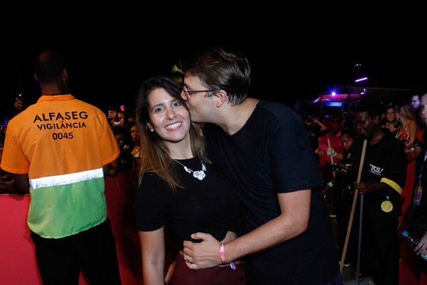 Fábio Porchat e Nataly Mega (Foto: Marcos Ferreira / Brazil News)