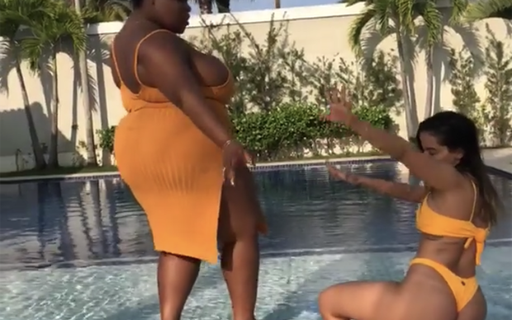 Jojo Todynho E Anitta Combinam Looks Em Dia De Folga Na Piscina Quem Quem News
