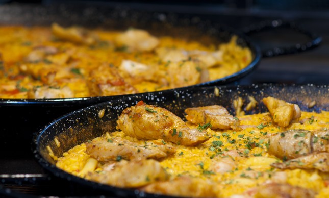 Paella de frutos do mar