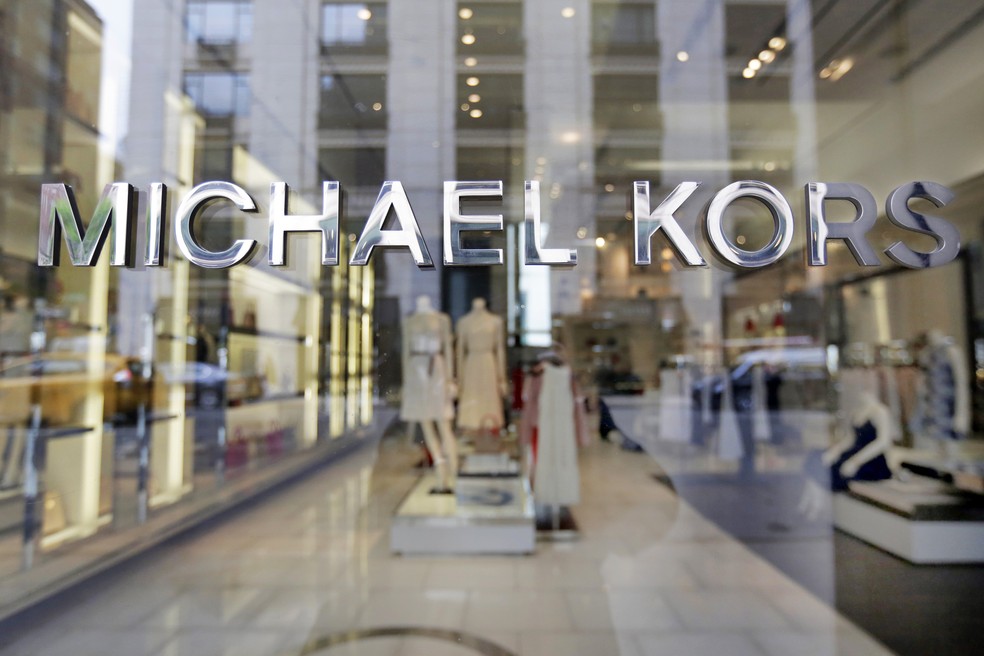 Loja da Michael Kors na Madison Avenue, em Nova York — Foto: Richard Drew/AP Photo/