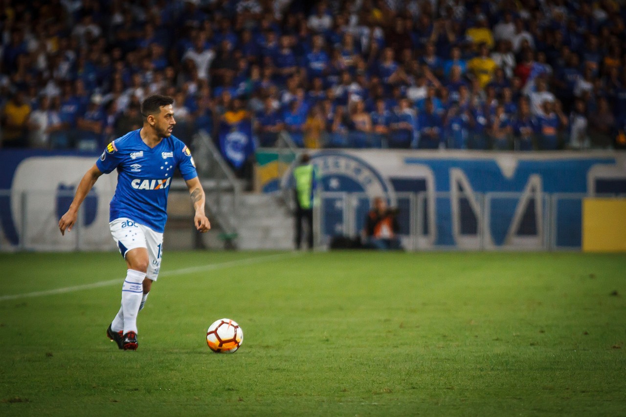 Mano descarta Robinho e projeta escalar melhor Cruzeiro no momento contra Inter