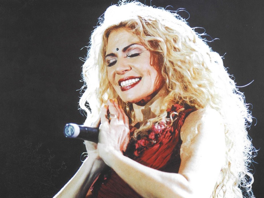Elba Ramalho Mostra Fotos Da Carreira E Da Familia Confira Tamanho Familia Gshow