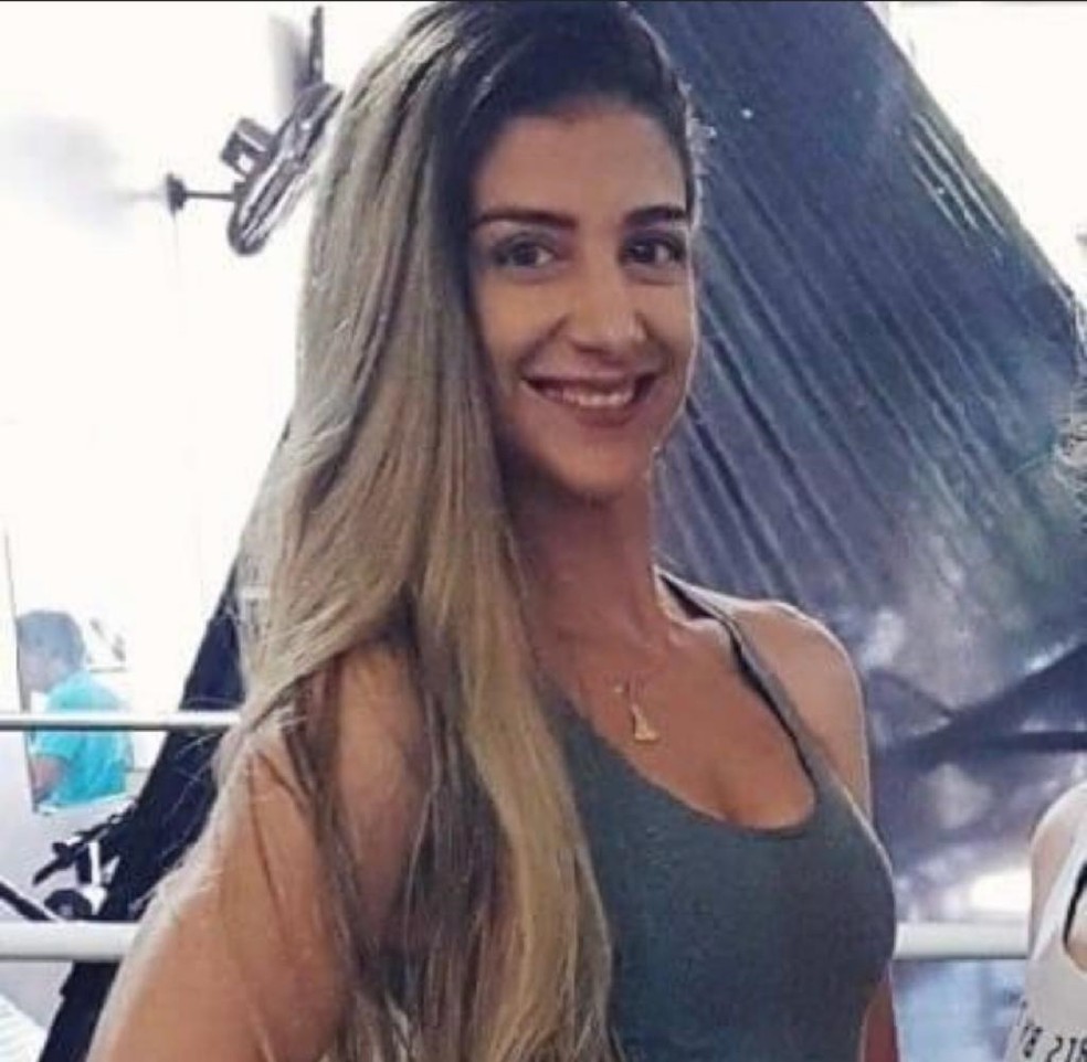 Andressa Serantoni foi morta com golpes de faca em Rio Preto  — Foto: Reprodução/Facebook