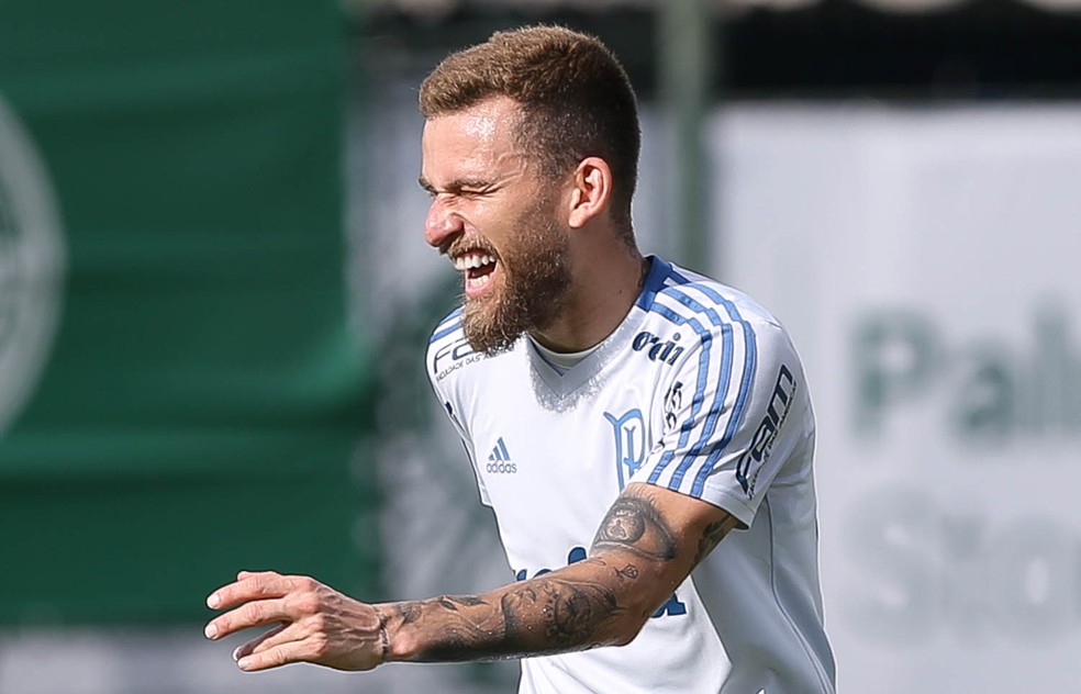 Lucas Lima no treino do Palmeiras — Foto: Cesar Greco/Agência Palmeiras