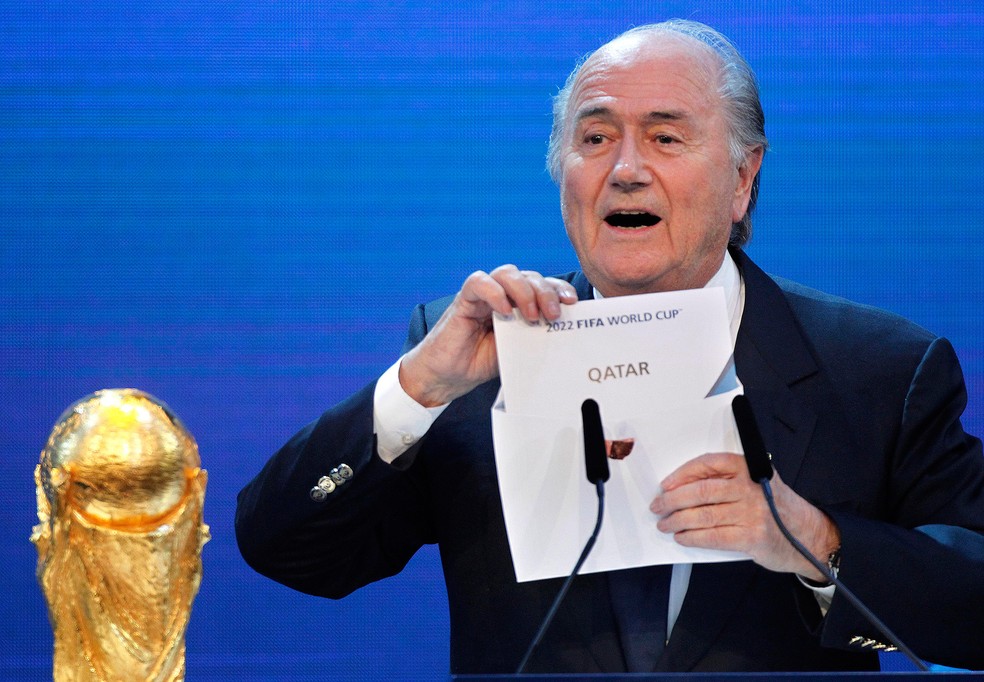 Joseph Blatter era o presidente da Fifa na época da escolha do Catar para a Copa do Mundo de 2022 — Foto: AP 