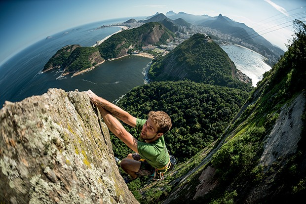 Felipe Camargo performs at Pao de Acucar in Rio de Janeiro, Brazil on March 28, 2016 // Marcelo Maragni/Red Bull Content Pool // P-20160727-00841 // Usage for editorial use only // Please go to www.redbullcontentpool.com for further information. //  (Foto: Divulgação)