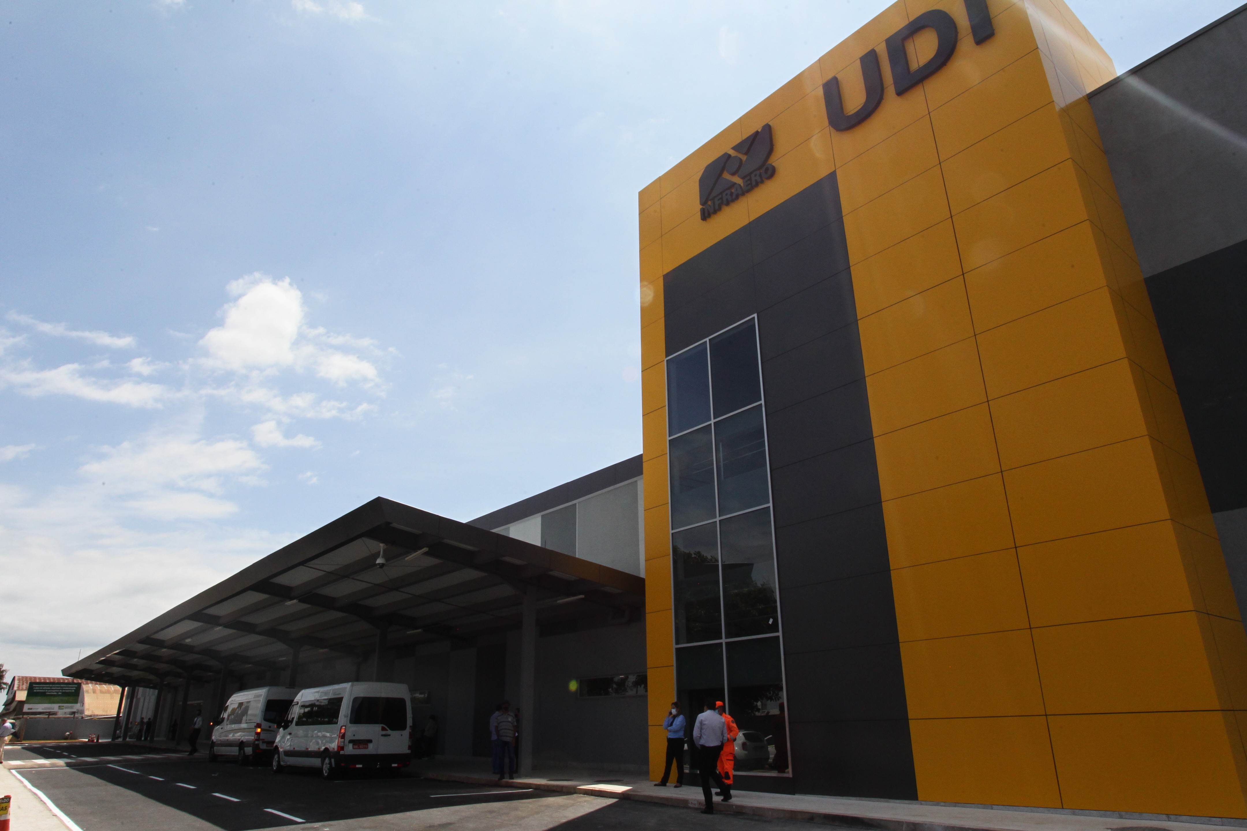 Consórcio Aena arremata lote com aeroportos de Uberlândia e Uberaba