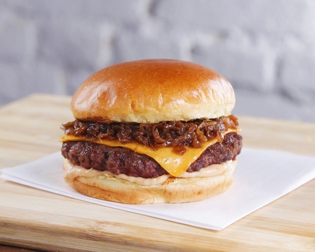 Hambúrgueres da Juicy Burger foram concebidos para o delivery (Foto: Divulgação)