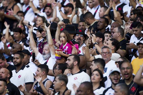 Un consorcio rechaza la solicitud del Vasco para el Maracaná, y el club debe ir a los tribunales |  vasco