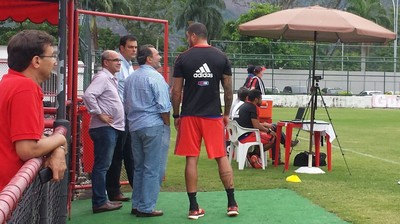 Bandeira freia assunto Framengo, mas admite aprender com episódio