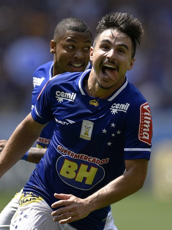 Willian elogia postura do Cruzeiro: Muita intensidade e muita vontade