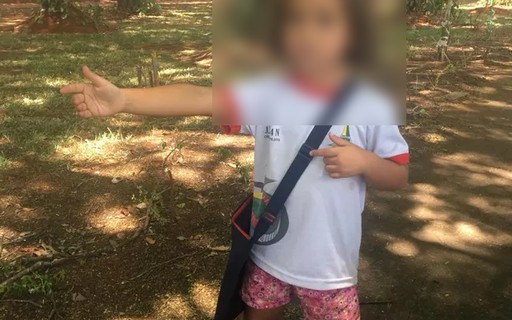 Menino que pretendia levar arma de brinquedo para a escola é expulso -  Revista Crescer, Educação