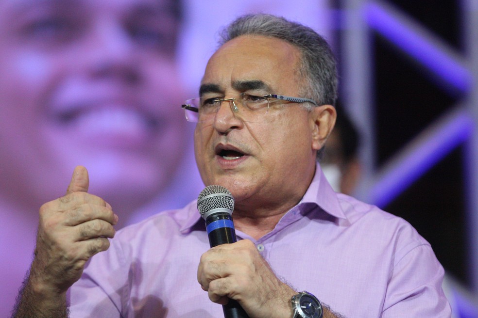 Edmilson Rodrigues (PSOL) é candidato a Prefeitura de Belém — Foto: Thiago Gomes/O Liberal