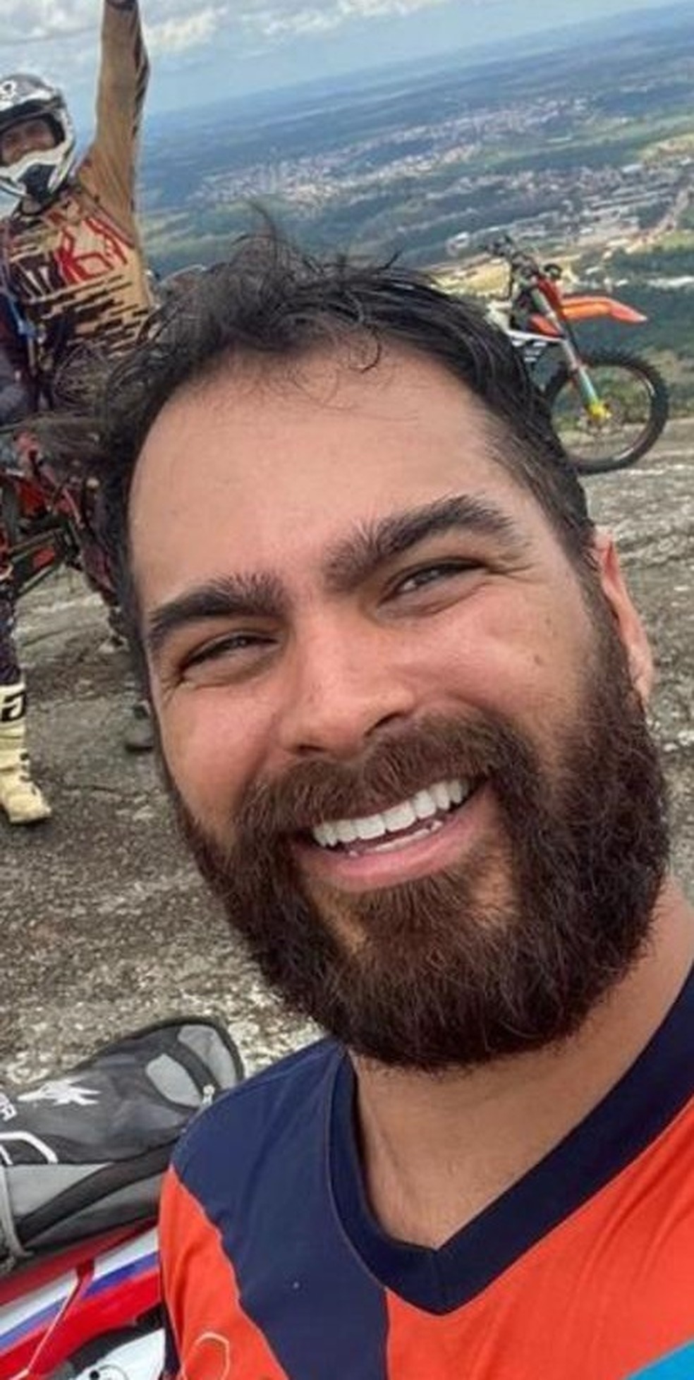 Piloto de motocross Daniel Santos, 36 anos, da cidade de Nova Venecia (ES) desapareceu durante Rally Cerapió — Foto: Divulgação/ Cerapió