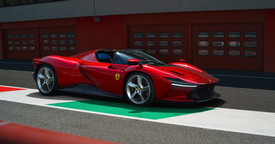 Ferrari Daytona SP3 custa R$ 12,7 milhões