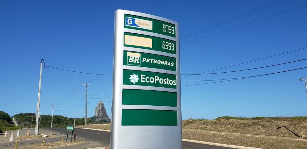 Novo preço da gasolina passou a vigorar nesta quarta-feira (8) — Foto: Ana Clara Marinho/TV Globo