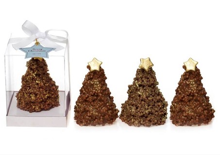 Árvore com crispis crocantes coberta com chocolate belga, da confeitaria Sucrier (sucrier.com.br), em dois recheios: Nutella ou brigadeiro tradicional. 170 g | R$ 48 e R$ 42 respectivamente