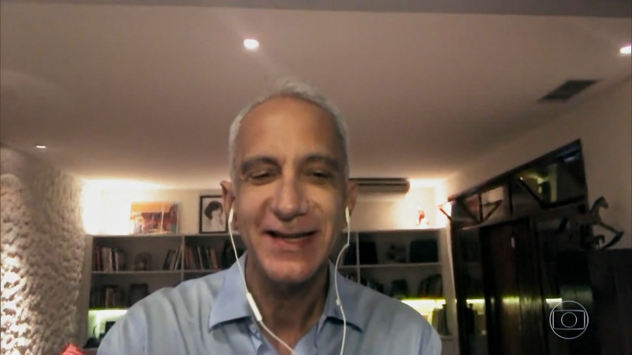 Marcel Souto Maior relata encontros com Chico Xavier para a biografia do médium