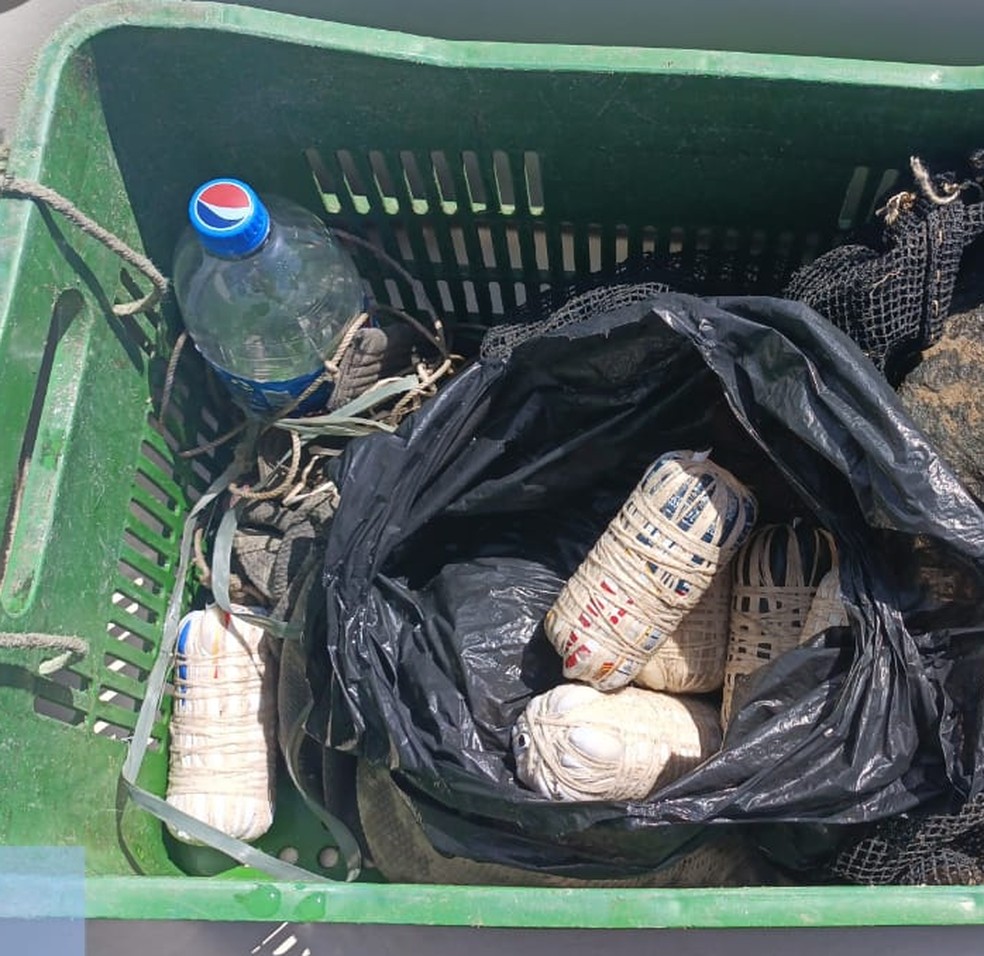 Bombas para pesca irregular apreendidas em ação do Inema — Foto: Divulgação