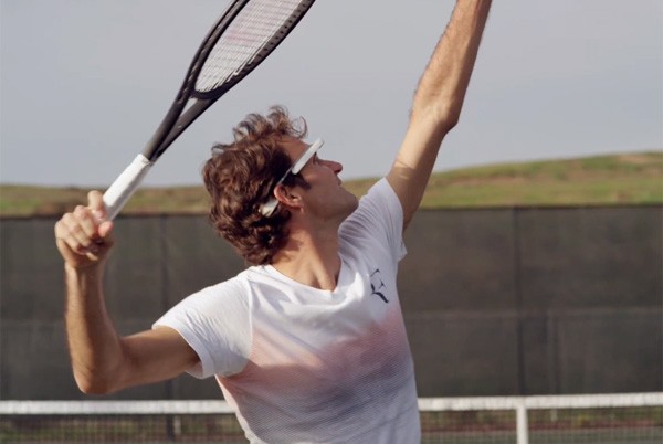 Roger Federer joga tênis usando Google Glass (Foto: Reprodução/Youtube)
