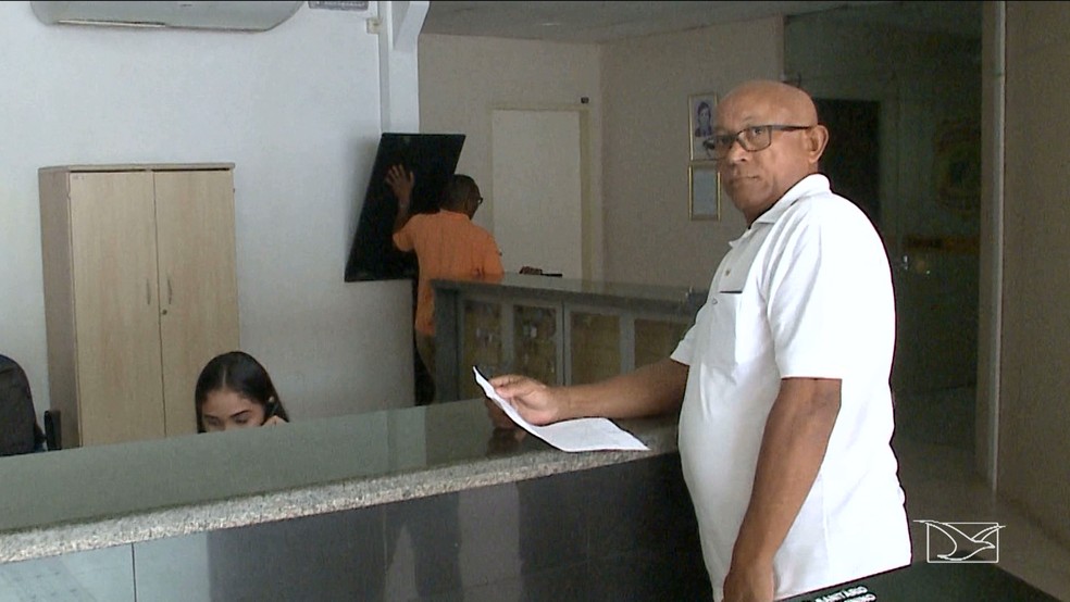 Carlos Robério dos Santos, que ocupou o cargo de Coordenador Estadual de proteção e Defesa Civil do Maranhão, se apresentou à Polícia Federal.  (Foto: Reprodução/TV Mirante)