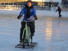 Veja bicicleta de patinar no gelo, 'sutiã do amor' e mais invenções curiosas