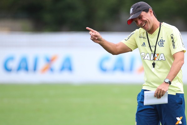 Rômulo? Berrío? Veja as opções do Flamengo para decisão contra o Fluminense