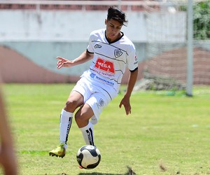 Júlio Vitor Atacante Rio Branco-SP Tigre (Foto: Sanderson Barbarini / Foco no Esporte)