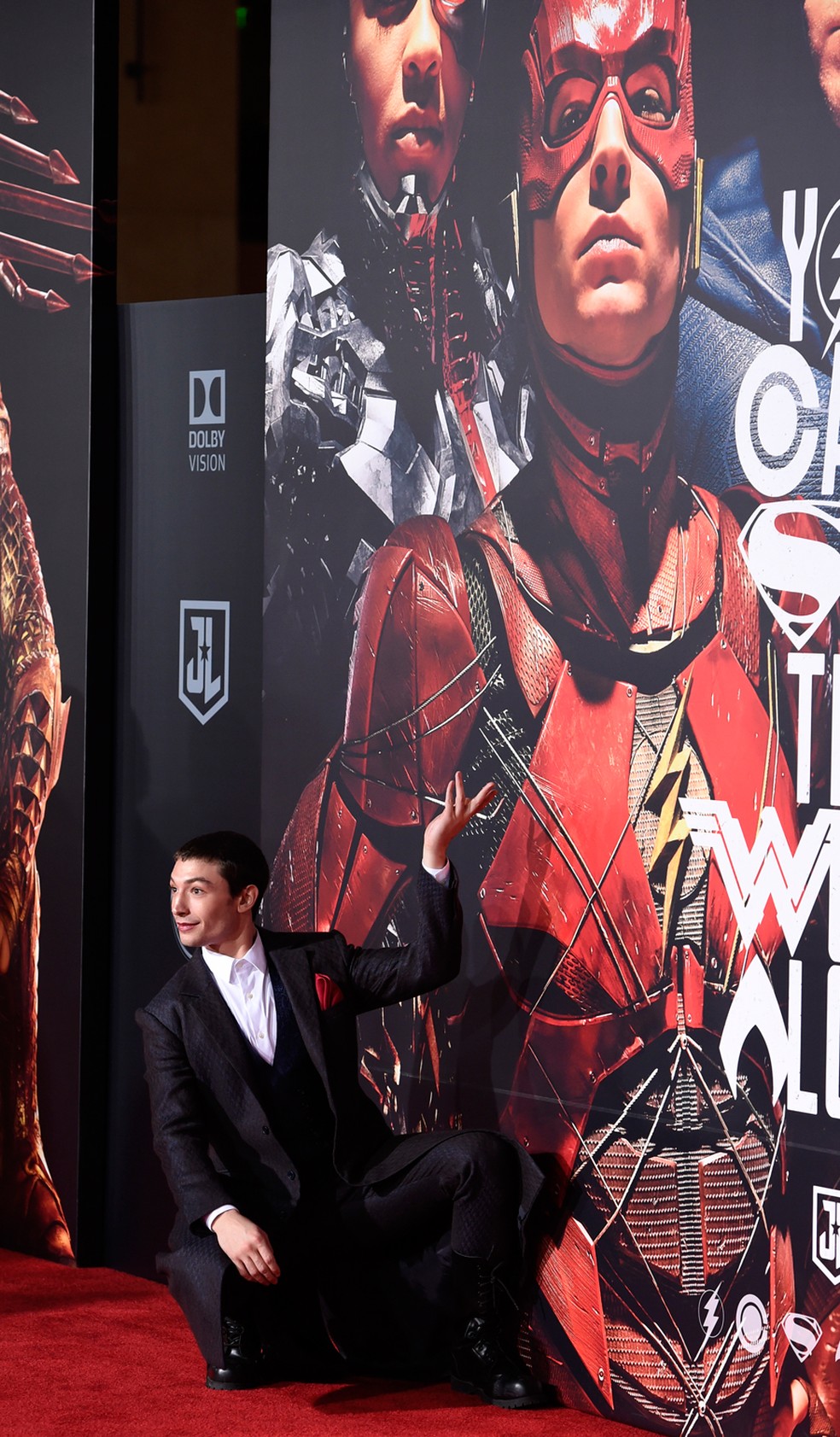 Ezra Miller, o The Flash de 'Liga da Justiça', na pré-estreia do filme em Los Angeles (Foto: Chris Pizzello/Invision/AP)