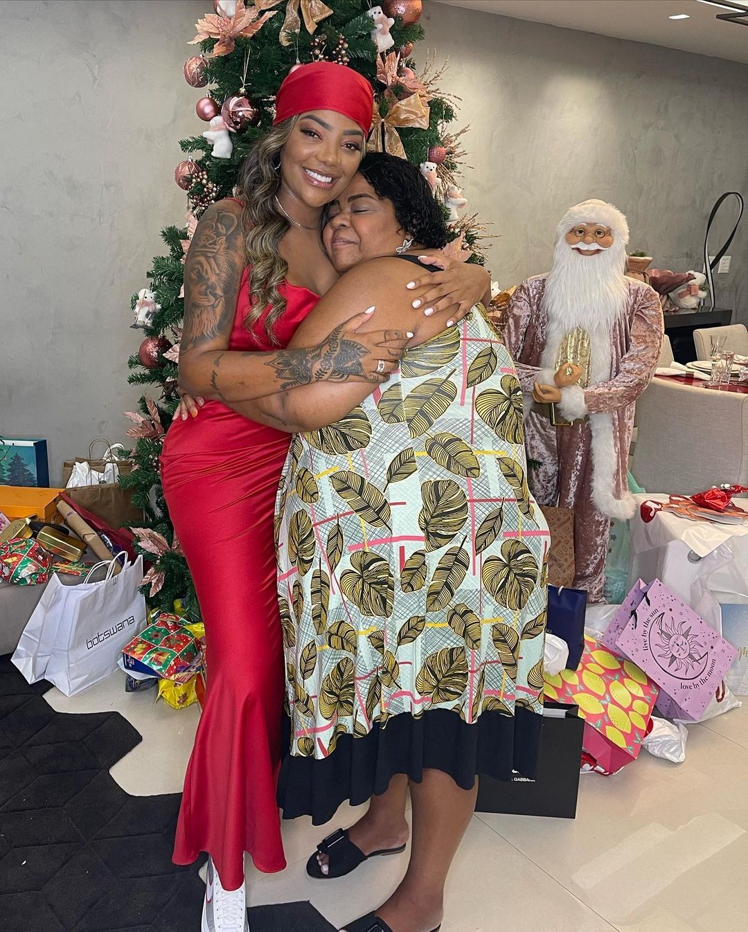 Ludmilla curte Natal em família (Foto: Reprodução/Instagram) Ludmilla curte Natal em família (Foto: Reprodução/Instagram)