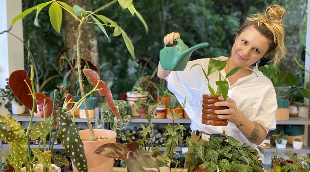 A empreendedora atende uma comunidade fidelizada de apaixonados por plantas (Foto: Divulgação)