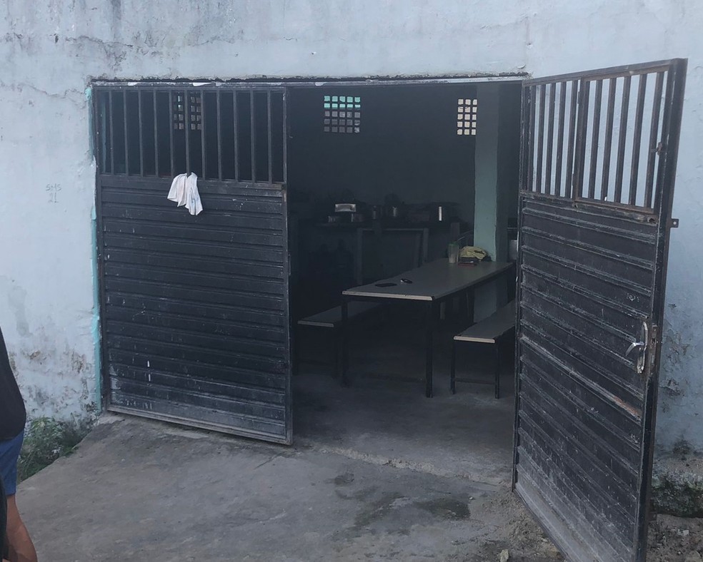 Pousada em Pilar, Alagoas, que serve de alojamento para os jogadores do clube FF Sport — Foto: Carolina Sanches/ TV Gazeta