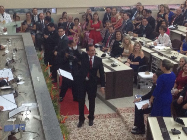 Waldez Góes toma posse na Assembleia Legislativa do Amapá (Foto: Abinoan Santiago/G1)