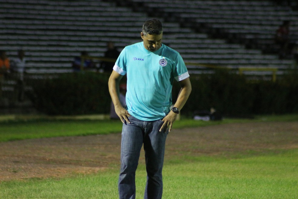 Beto Silva detona juiz após expulsão de César (Foto: Stephanie Pacheco)