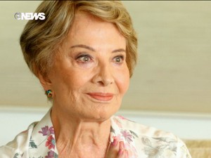 Glória Menezes lamenta morte da amiga Yoná Magalhães/GNEWS (Foto: GloboNews)