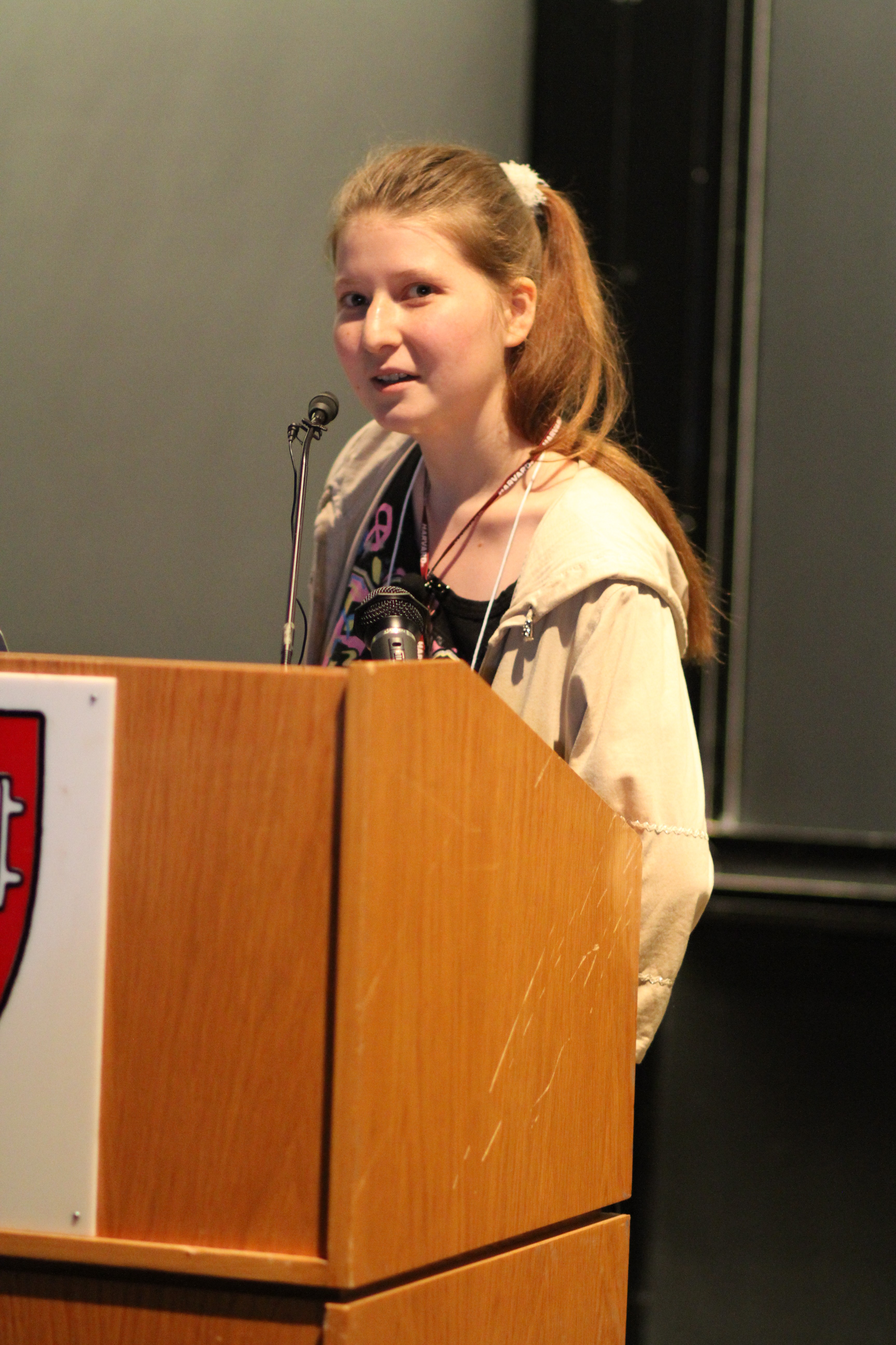 Criadora do Sci-Hub, Alexandra Elbakyan é chamada de 'Robin Hood' da ciência (Foto: Apneet Jolly / flickr / creative commons)